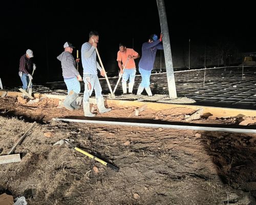 40x100x16-commercial-service-facility-night-concrete-finishing-columbus-tx