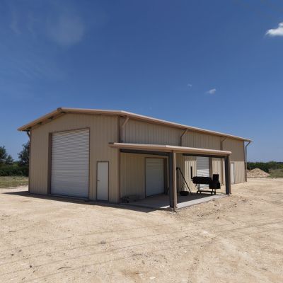 front-view-custom-hunting-ranch-barn-sonora-tx