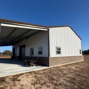 Muleshoe-Metal-Buildings_metal-building-construction-in-columbus-texas-04
