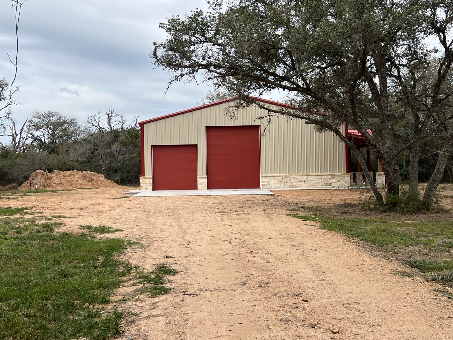 Danny-Miller_30x50x14_metal-building-rollup-doors-columbus-tx