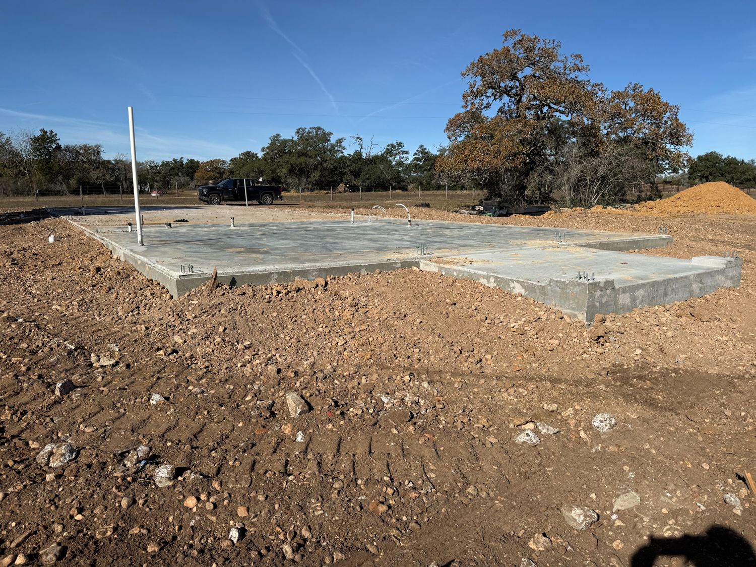 30x86-barndominium-concrete-foundation-columbus-tx