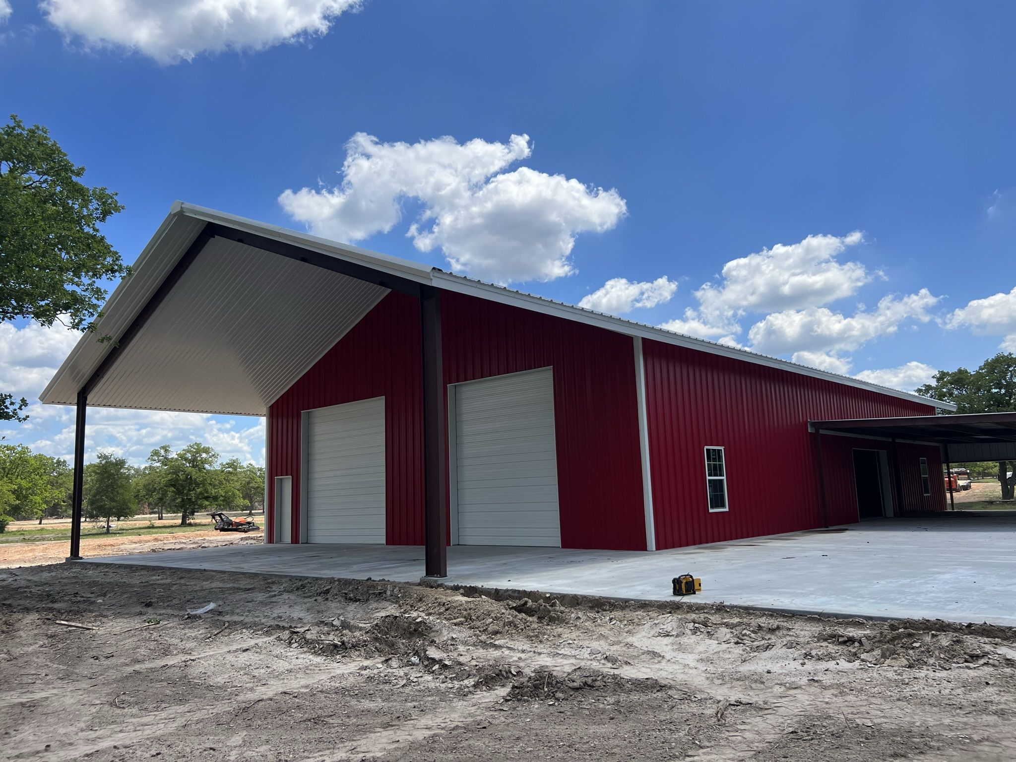 custom-barndominium-exterior