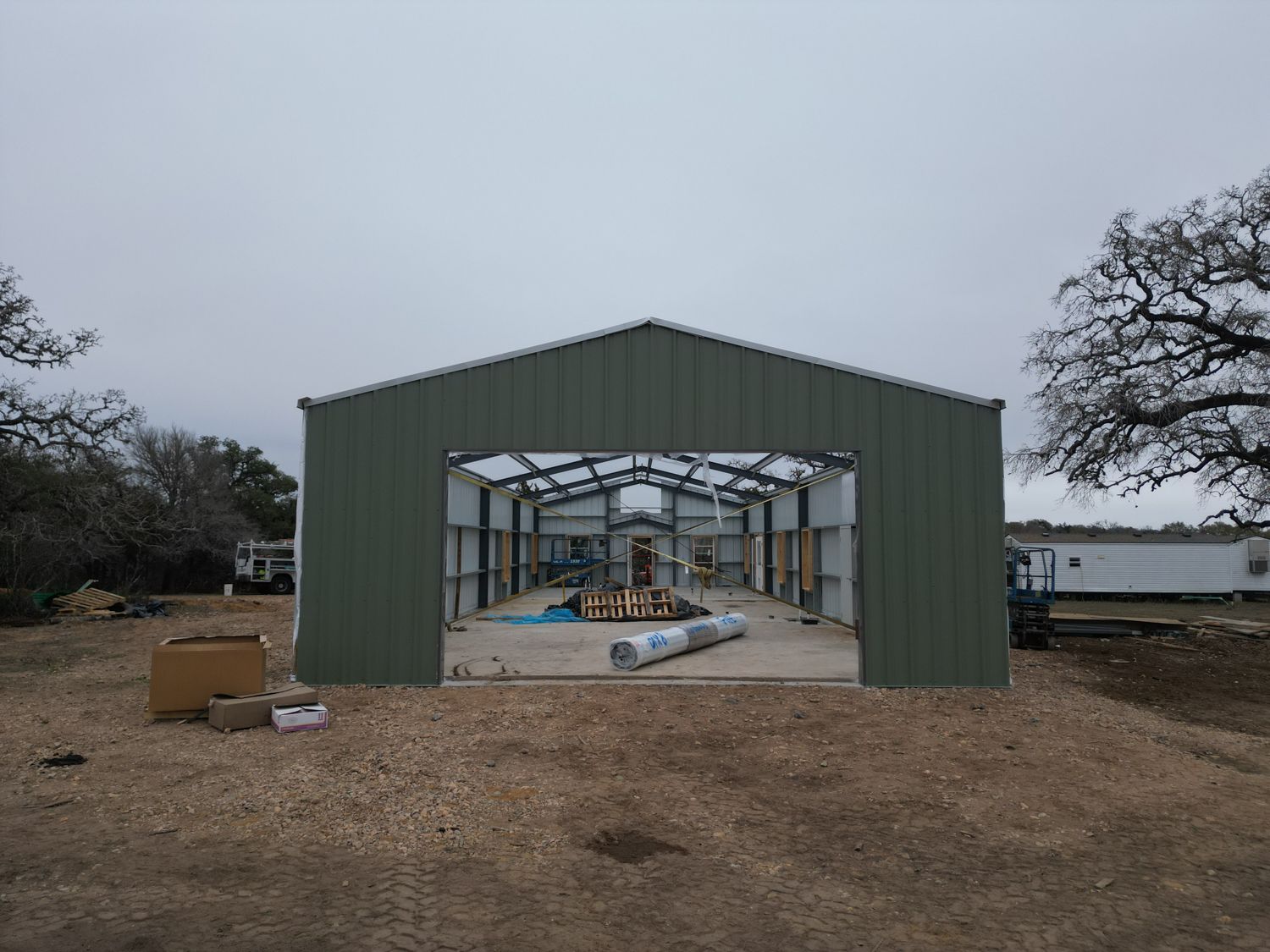 30x86-residential-metal-building-shell-construction.jpg