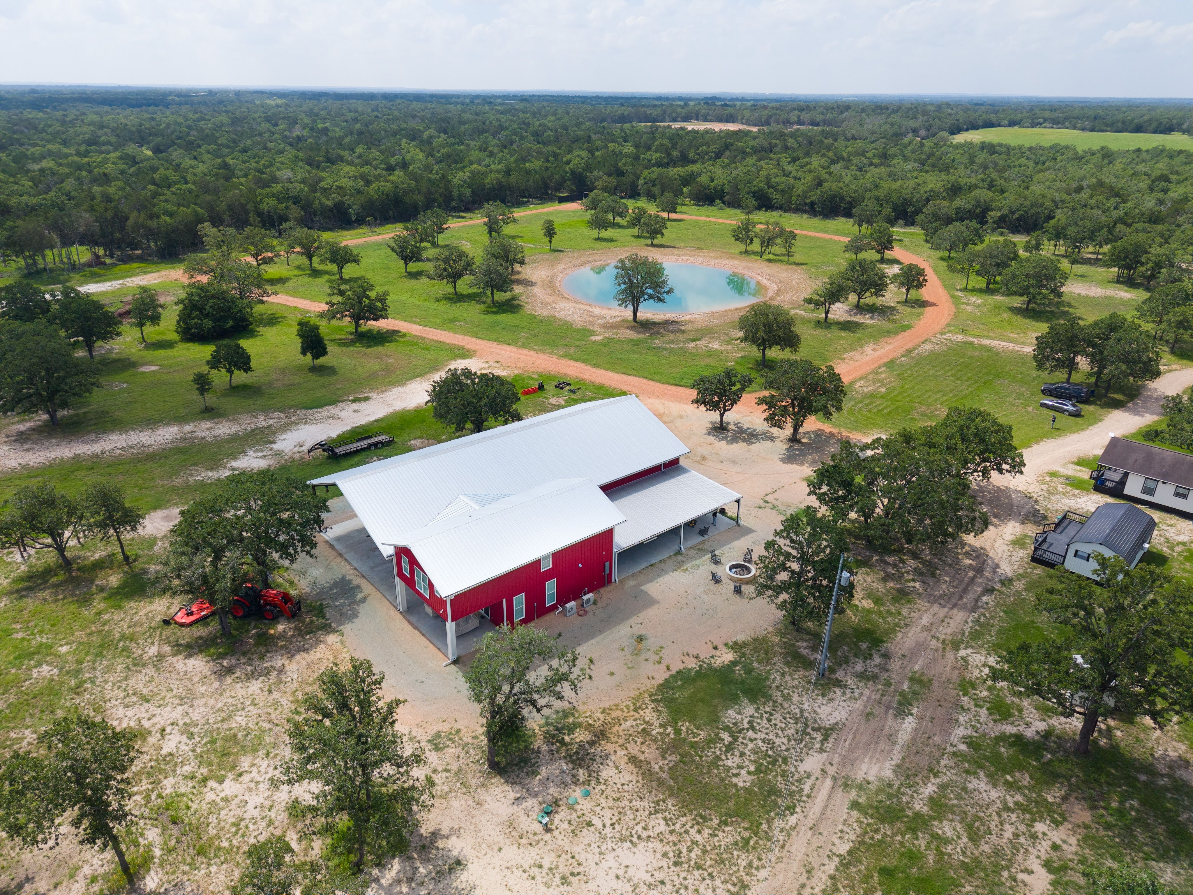 metal-building-in-flatonia-tx-aerial-view