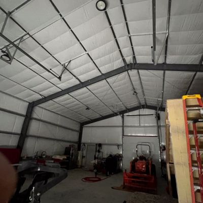 Danny-Miller_30x50x14_insulated-metal-building-interior-texas
