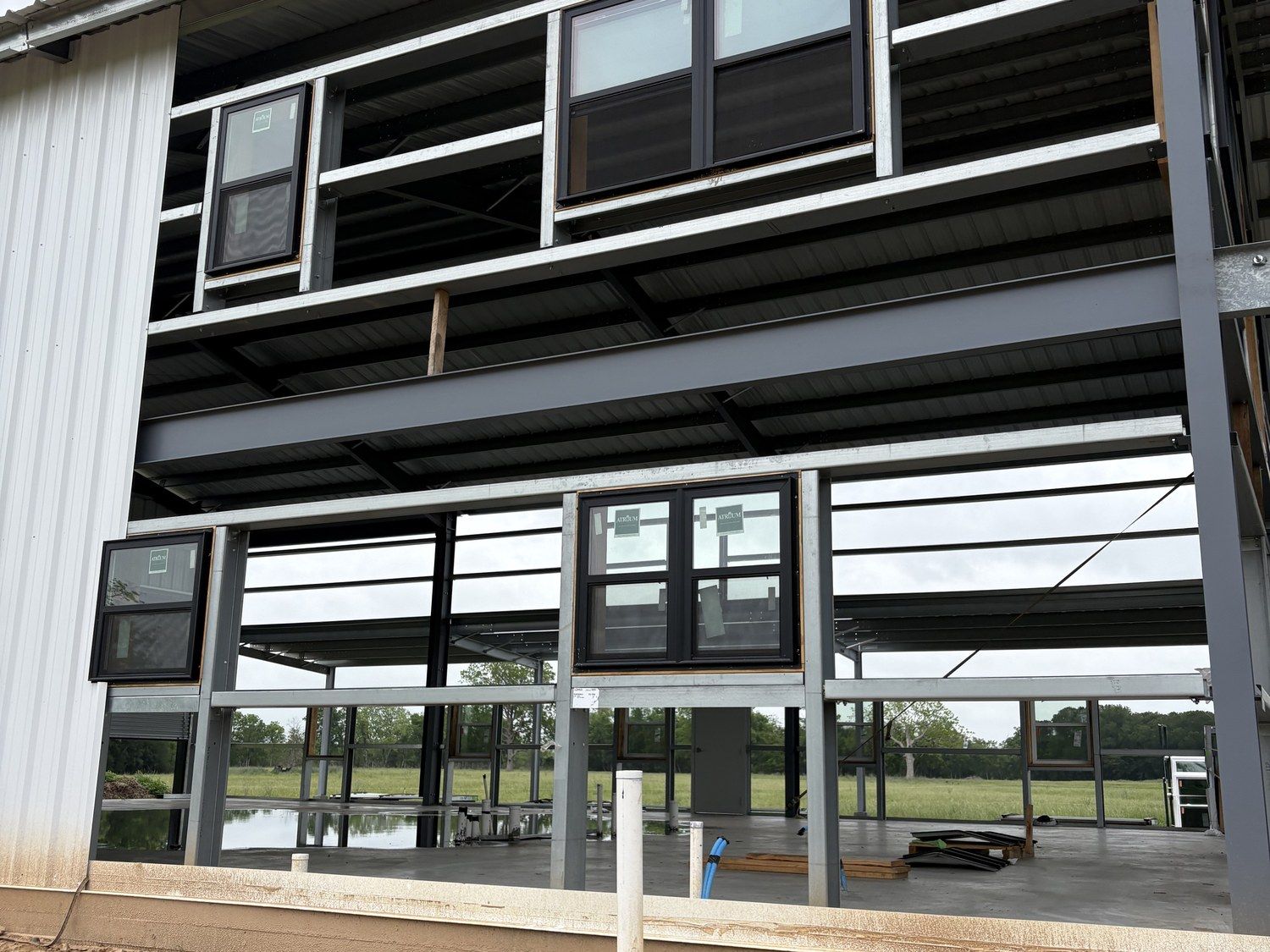 steel-building-living-space-framing-brookshire-tx