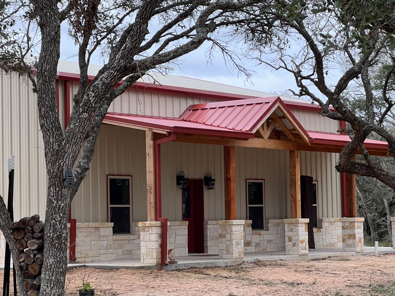 Danny-Miller_30x50x14_metal-workshop-texas