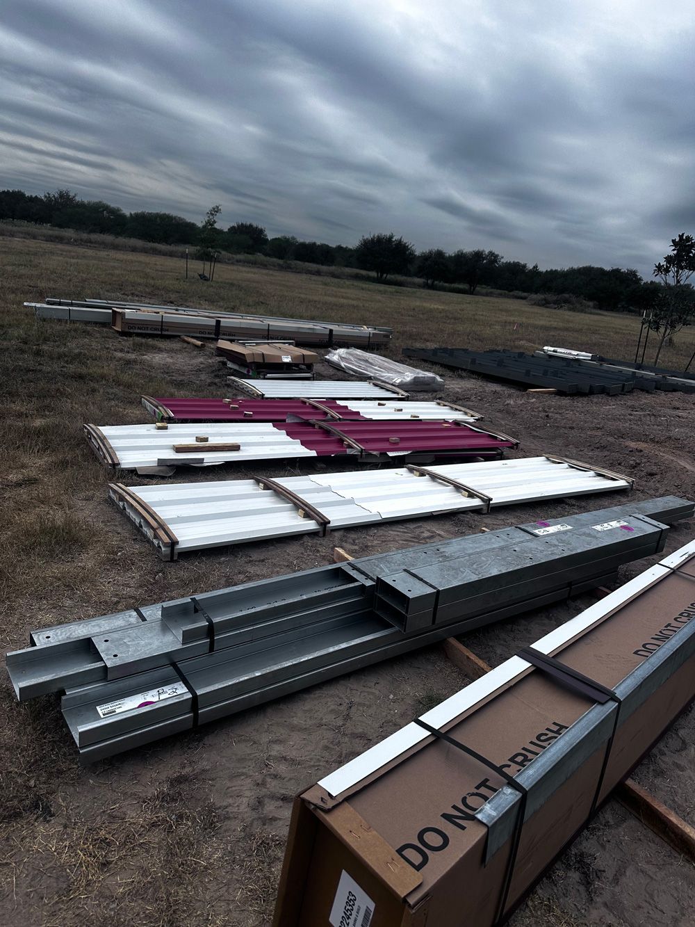 pre-engineered-metal-building-material-package-delivery-texas