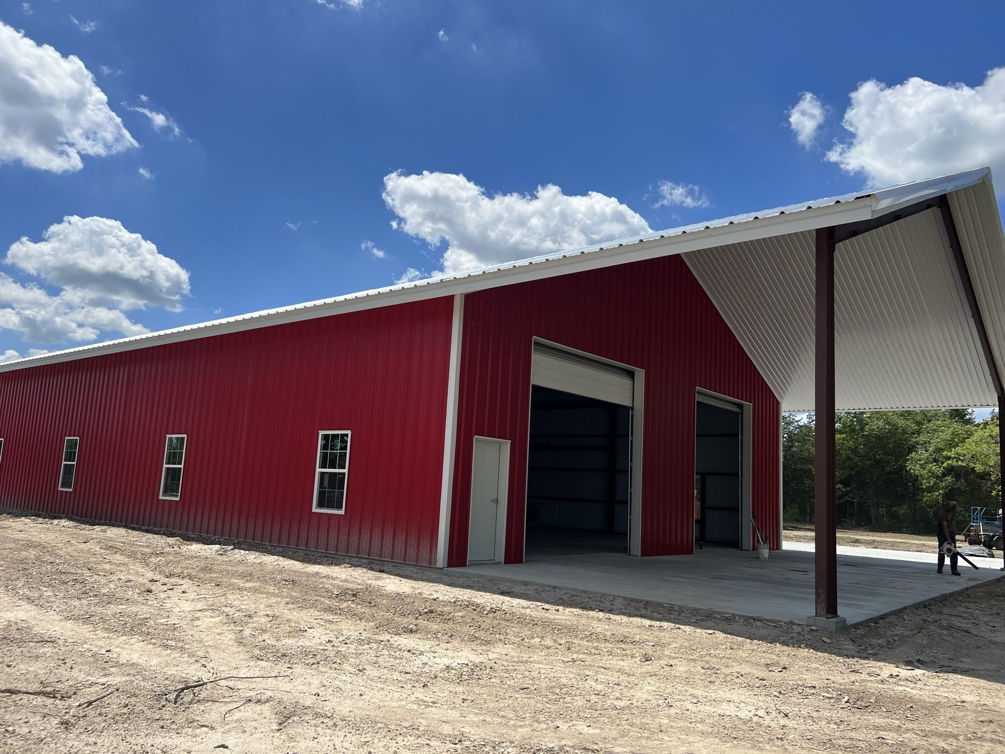 front-view-metal-building-flatonia-tx1
