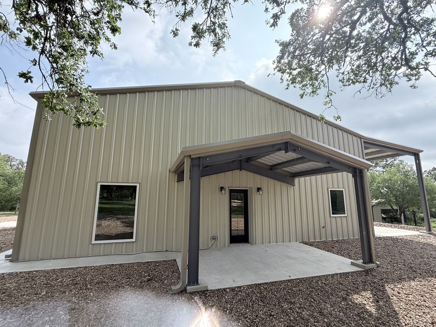 44x62-office-building-covered-entry-angle-view